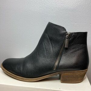 Black Leather Ankle Boots with Side Zipper